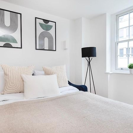 Fitzrovia With Balcony - Cityapartmentstay لندن المظهر الخارجي الصورة