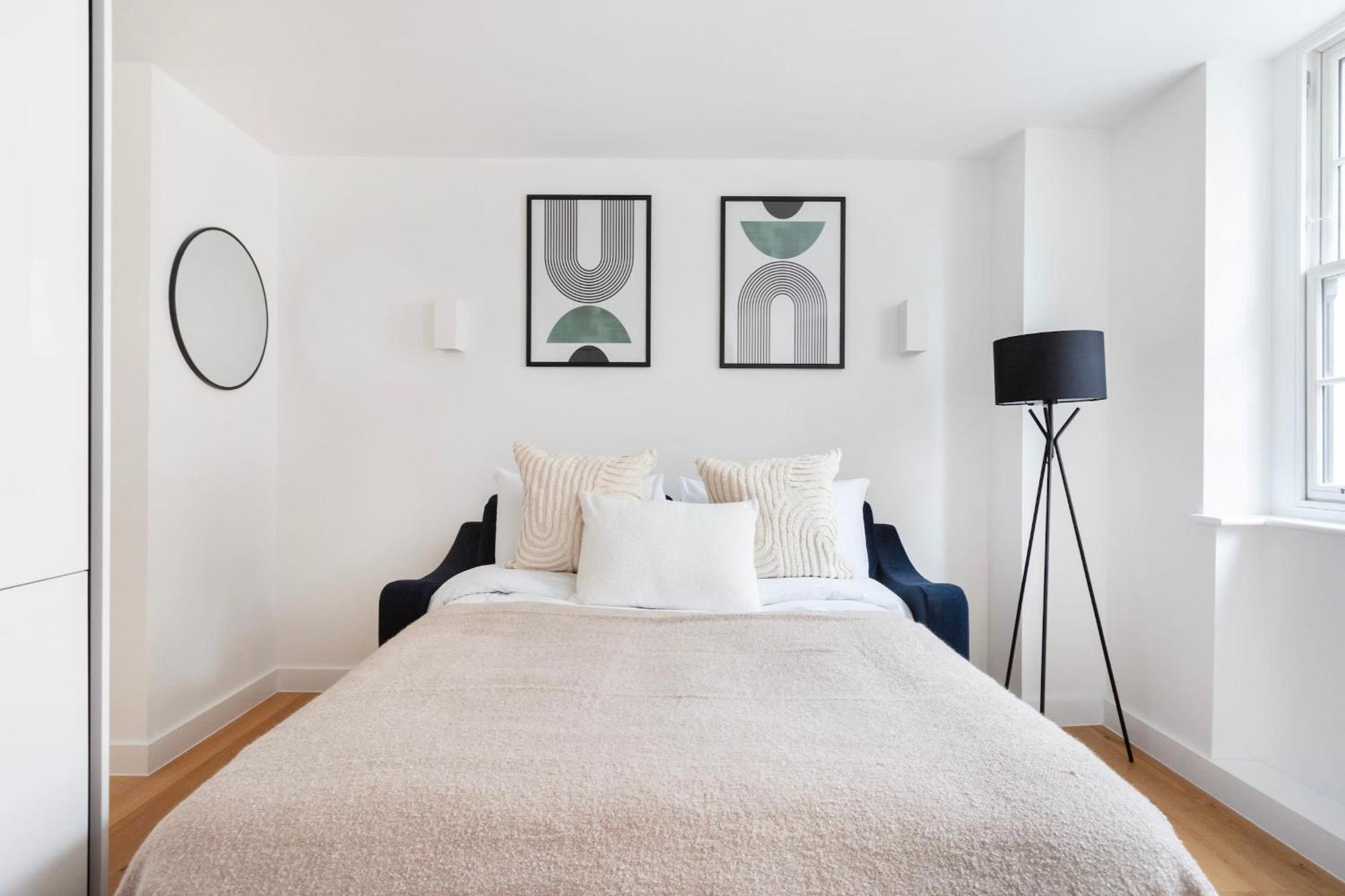 Fitzrovia With Balcony - Cityapartmentstay لندن المظهر الخارجي الصورة