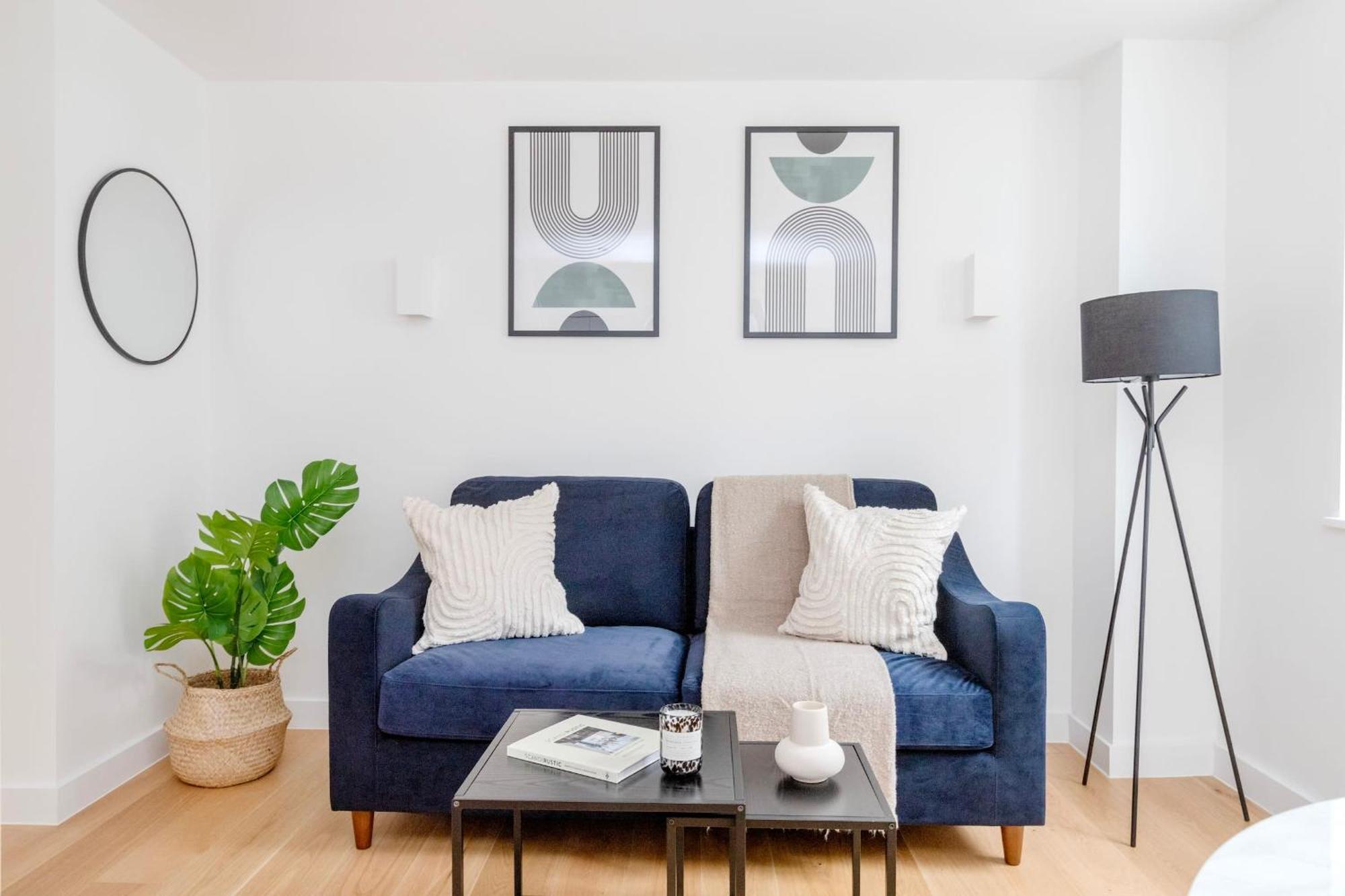 Fitzrovia With Balcony - Cityapartmentstay لندن المظهر الخارجي الصورة
