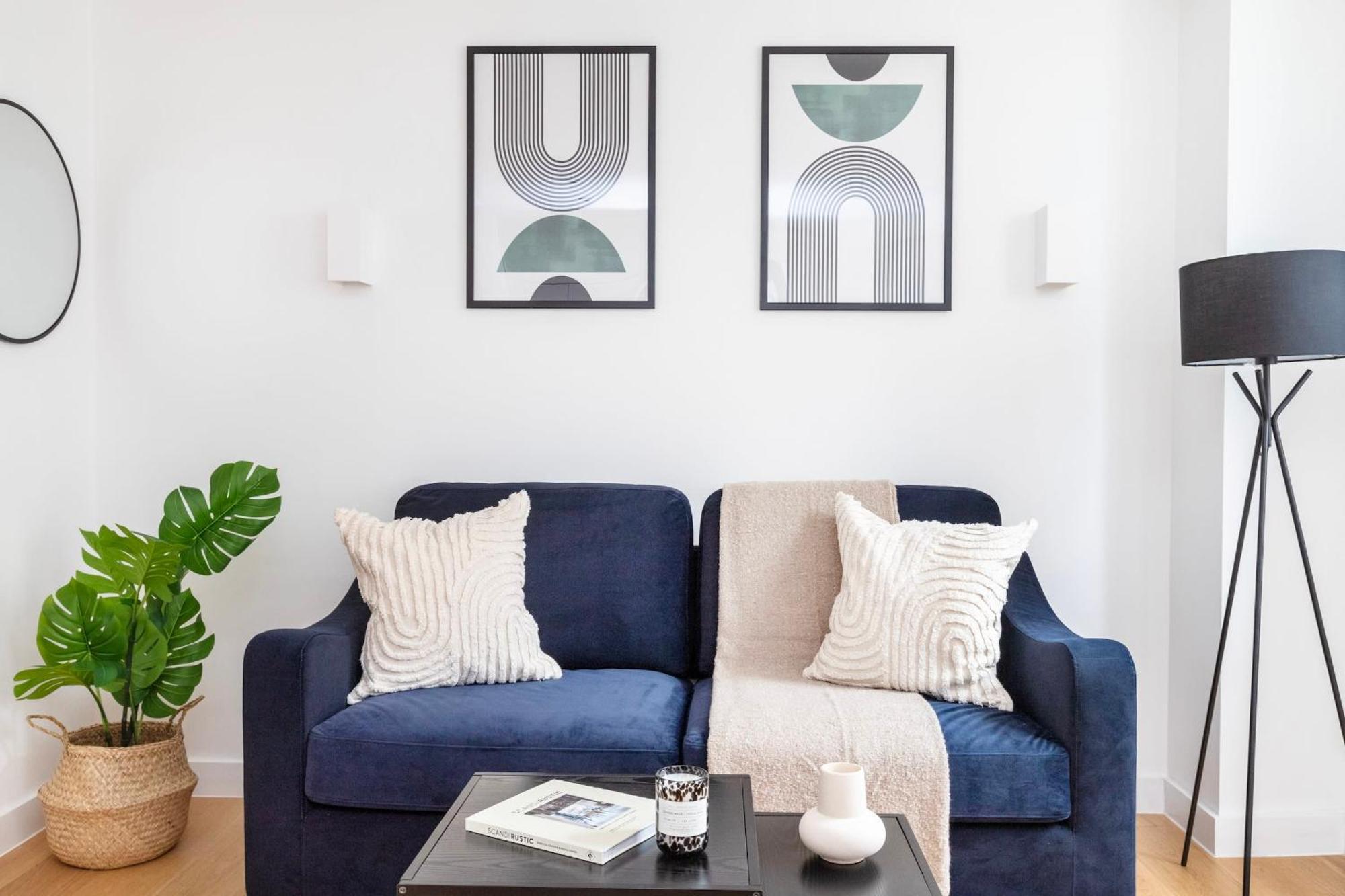 Fitzrovia With Balcony - Cityapartmentstay لندن المظهر الخارجي الصورة
