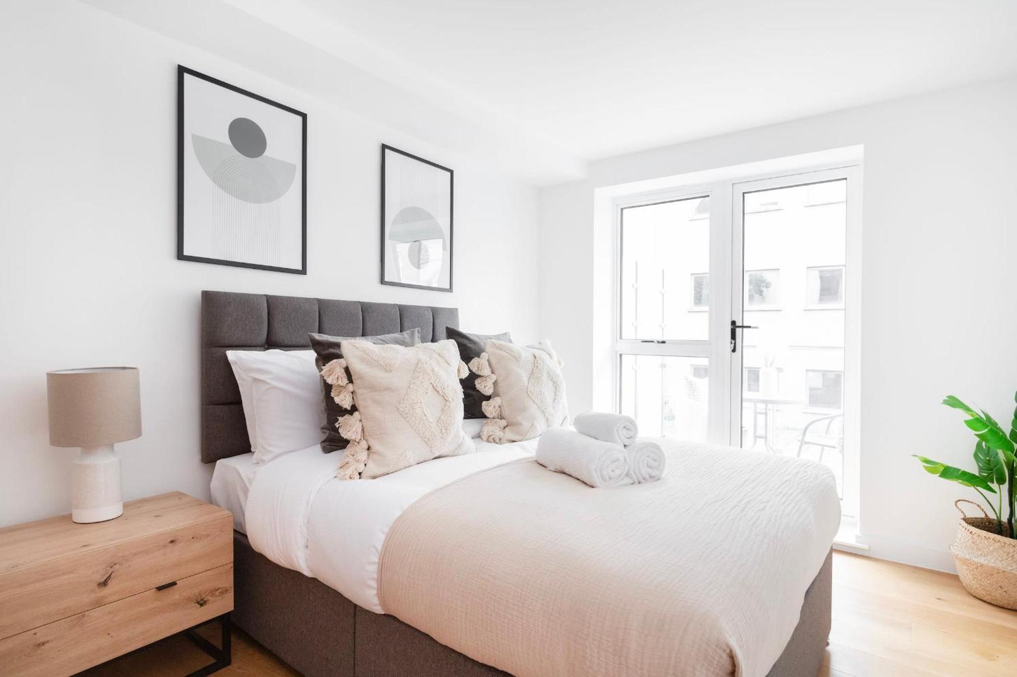 Fitzrovia With Balcony - Cityapartmentstay لندن المظهر الخارجي الصورة